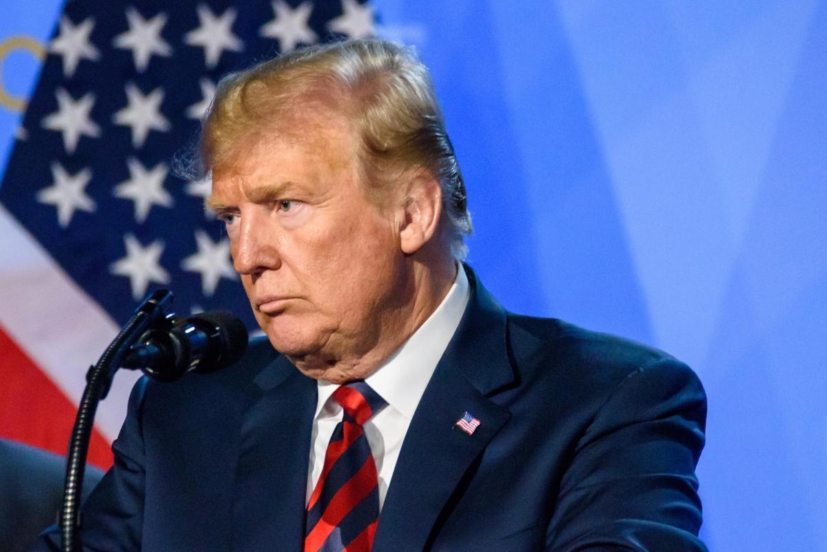 Понад половина американців вважає, що Трампу слід оголосити імпічмент, - Politico