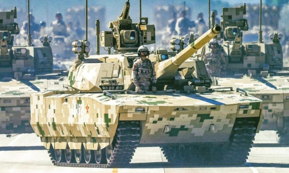 Танк із "нескінченним" запасом ходу та гарматою на 450 км: що задумав Китай