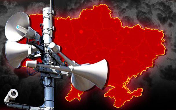 Україна під атакою реактивних дронів РФ: під прицілом захід, стались вибухи — де загроза (оновлено)