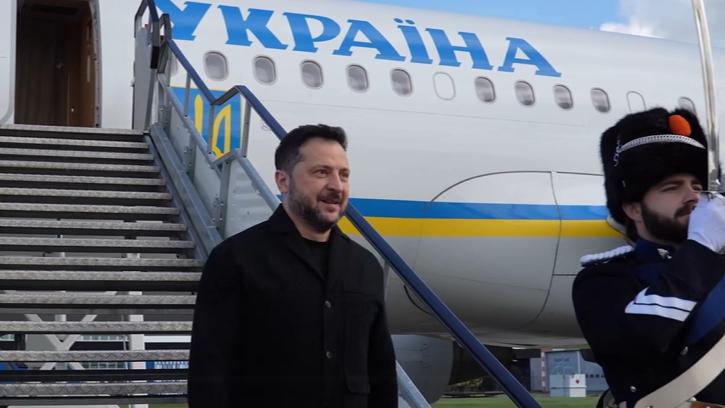 Зеленський прибув у Нідерланди