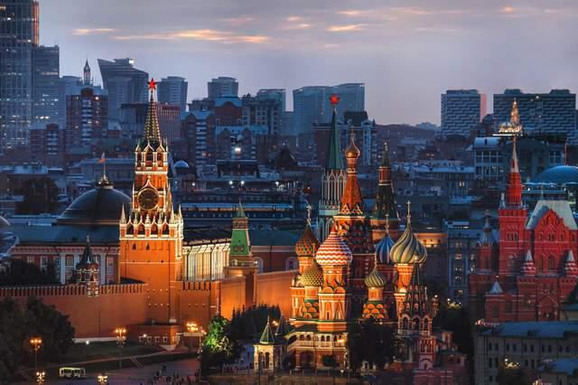 Дрони б'ють по гаманцях росіян: чому центробанк Росії заморозив ставку
