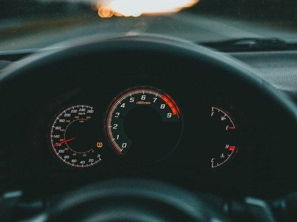 Що станеться з автомобілем, якщо довго на ньому не їздити: сім небезпечних наслідків